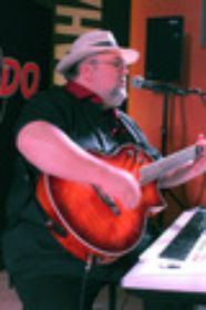 MUSICANDO Guitar.jpg